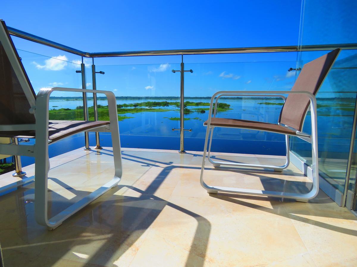 Boulevard 251 Riverside Apartments อีกีโตส ภายนอก รูปภาพ